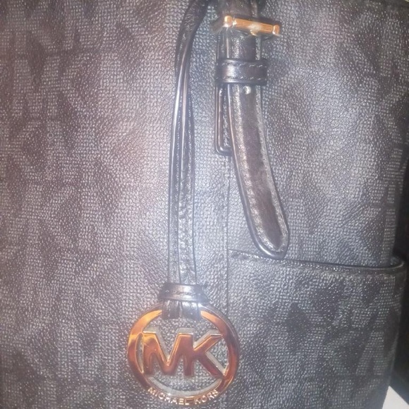 Michael Kors Tote - Picture 5 of 7